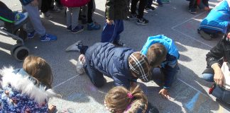 DECA MARŠIRAJU ZA MIR U SVETU Uz Svetksi dan deteta