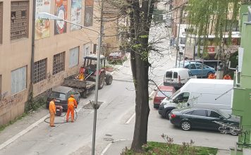 Prolećno krpljenje užičkih ulica