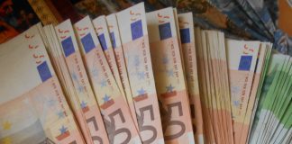 PROSEČNA ZARADA ZAPOSLENIH U januaru blizu 96.000 dinara