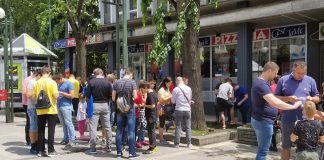 Kod HOTELA ZLATIBOR Užičani menjaju sličice fudbalera za svoje ALBUME