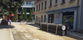 BEZ VODE U PONEDELJAK stanovnici u ulicama pored FROTEKSA