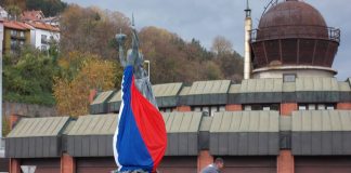 POSTAVLJENA BOGINJA Otkrivanje spomenika 31. oktobra