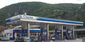 GORIVO POJEFTINJUJE I pored povećanih akciza početkom meseca