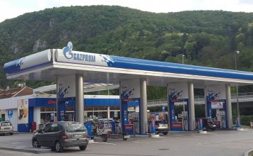 GORIVO POJEFTINJUJE I pored povećanih akciza početkom meseca