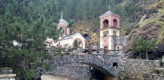 VASKRŠNJI – ČASNI POST Najvažniji, najduži i najstrožiji post počinje danas