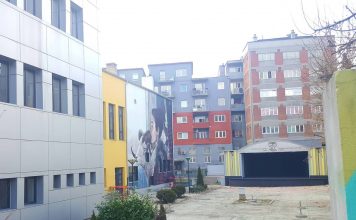GRADSKI KULTURNI CENTAR Projekcija koncerta u čast Džimija Hendriksa