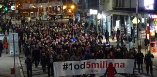 1 OD 5 MILIONA Protest građana večeras u Užicu na Platou Gradske kuće