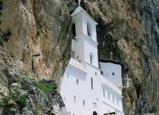 SVETI VASILIJE OSTROŠKI Slavi se i kao krsna slava