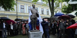 KOME SMETA SPOMENIK?