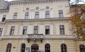 KOLEKTIV UŽIČKE GIMNAZIJE Podržava studente
