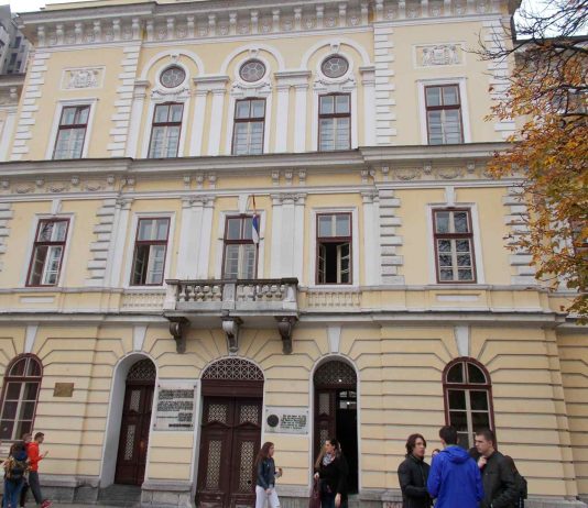 Raspisan konkurs za stipendije za talentovane učenike