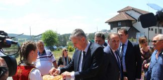 ZDRAVA SRBIJA NIJE POTPISALA KOALICIONI SPORAZUM SA ŠAPIĆEM