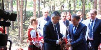 OTVOREN KULTURNI CENTAR NA ZLATIBORU