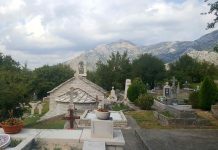 MITROVSKE ZADUŠNICE Obeležavaju pravoslavni hrišćani