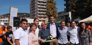 PROF. DR DANICA GRUJIČIĆ: DIJALOG SA MLADIMA Kritički odnos i mišljenje zasnovano na argumentima