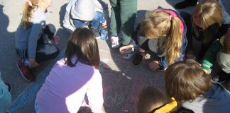 MOJ GRAD UŽICE Javni čas crtanja povodom Dečje nedelje i Dana grada